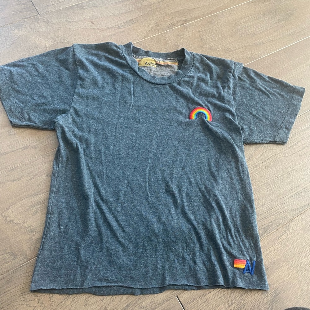 Aviator Nation charcoal Gray Rainbow boyfriend T shirt